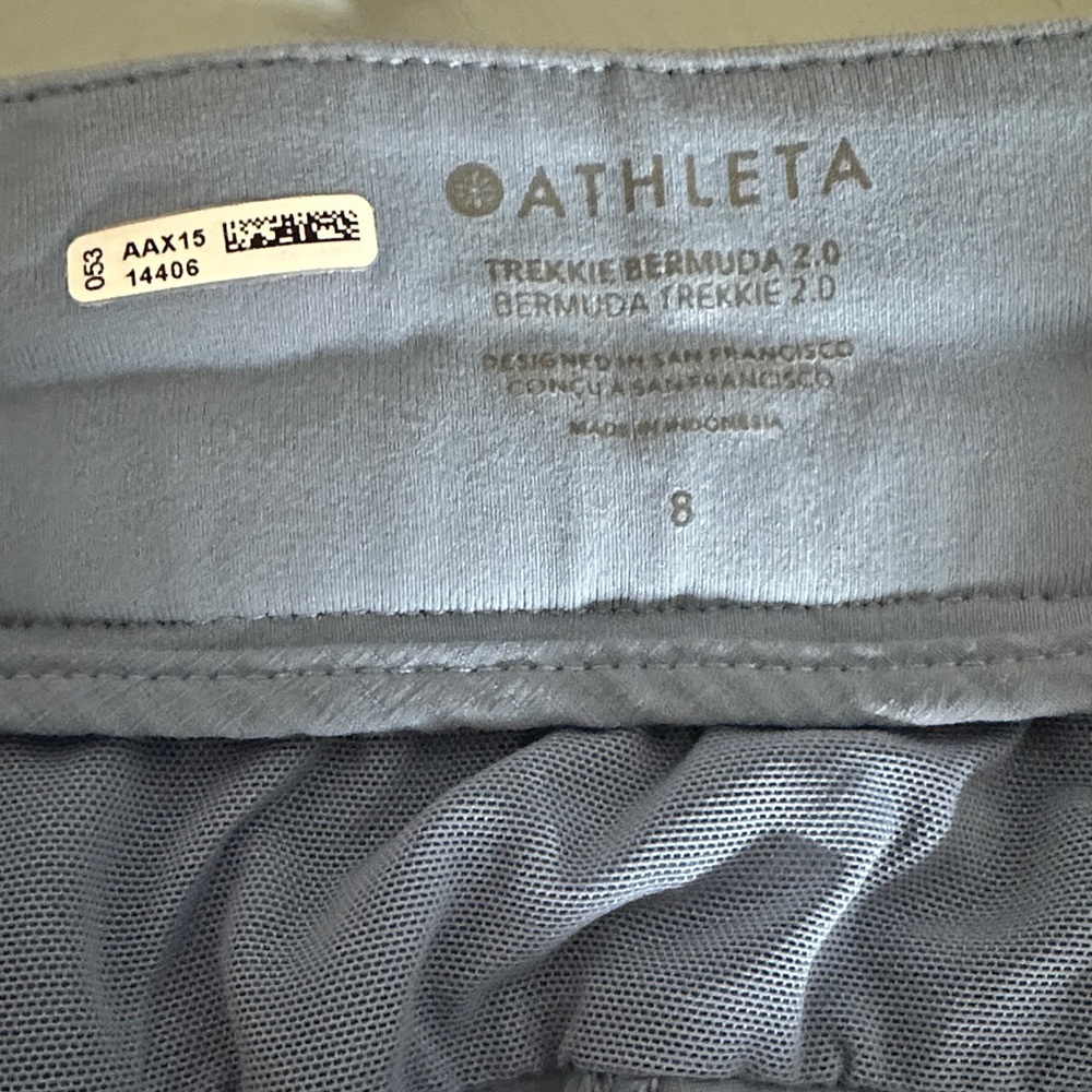 Athleta Trekkie Bermuda 2.0 Light Blue Women’s 8 Shorts Outdoors Hiking Casual - Picture 8 of 10